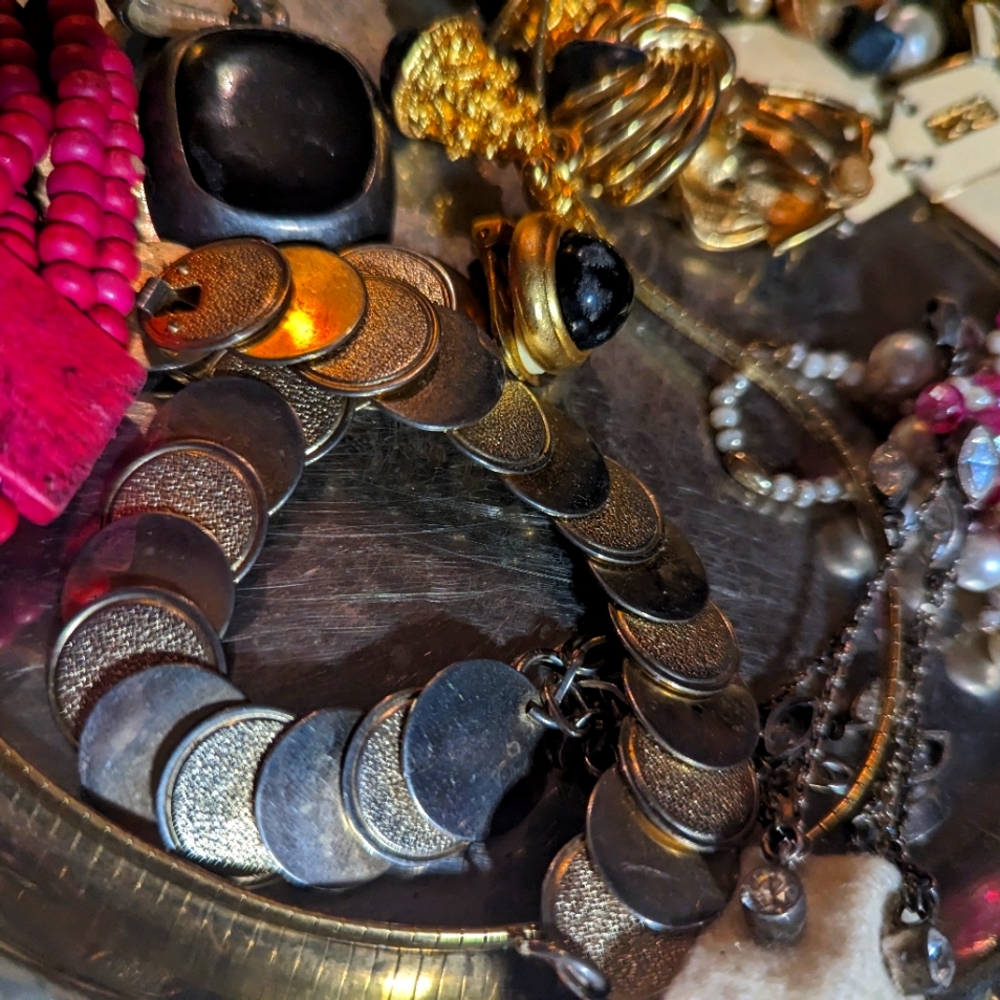 Vintage jewelry lot
